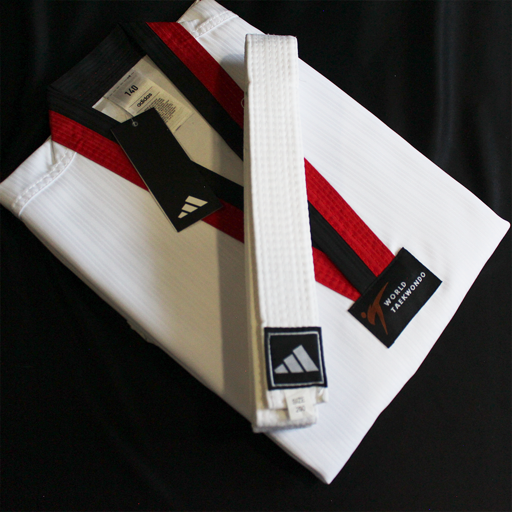 Uniforme Adi-Start Taekwondo Cuello Rojo/Negro